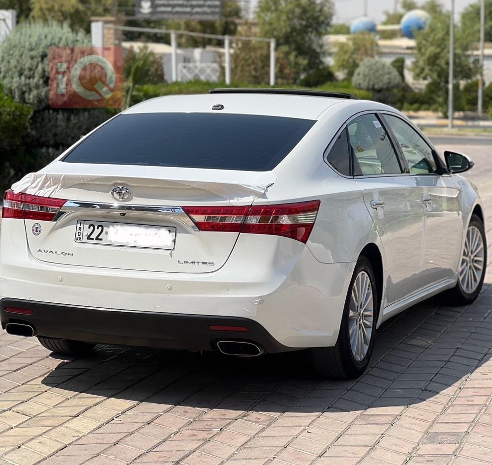 Toyota Avalon
